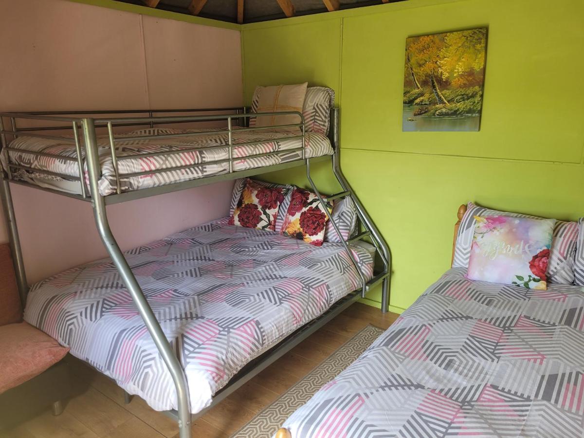 Shannon Estuary Glamping Effernan Bagian luar foto
