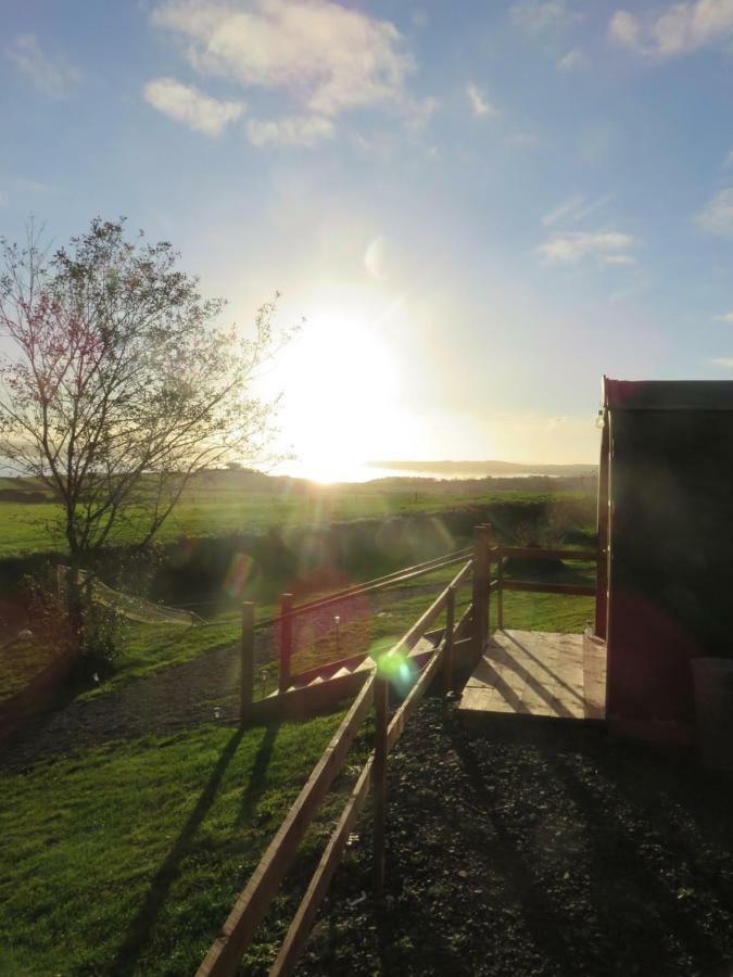 Shannon Estuary Glamping Effernan Bagian luar foto